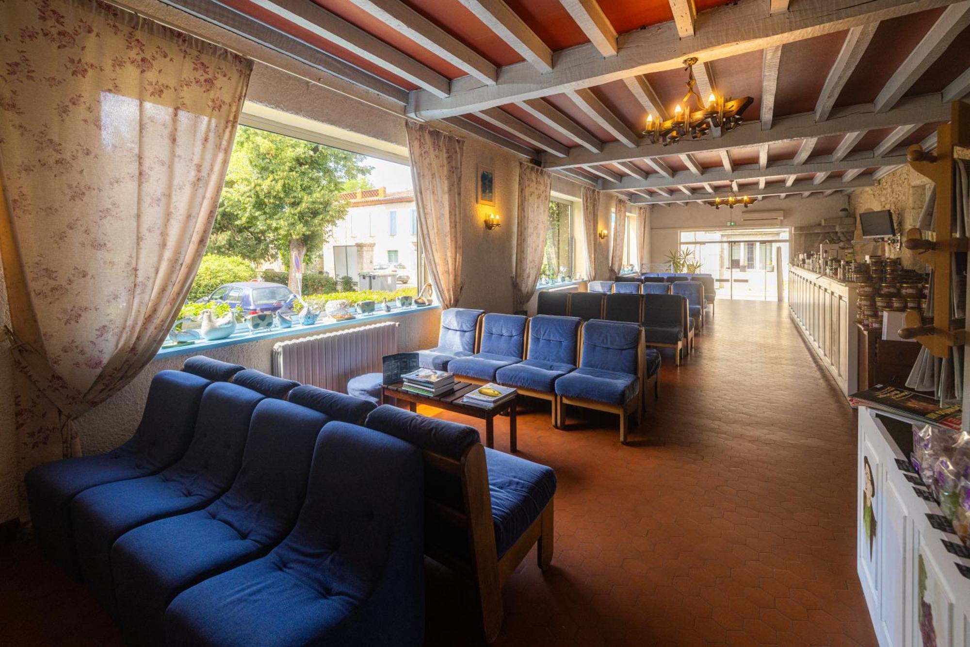 Hotel Restaurant Des Thermes Castéra-Verduzan エクステリア 写真