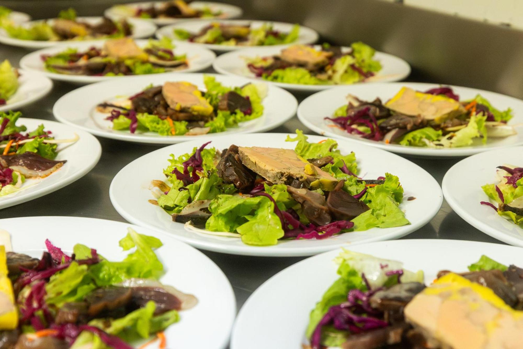 Hotel Restaurant Des Thermes Castéra-Verduzan エクステリア 写真